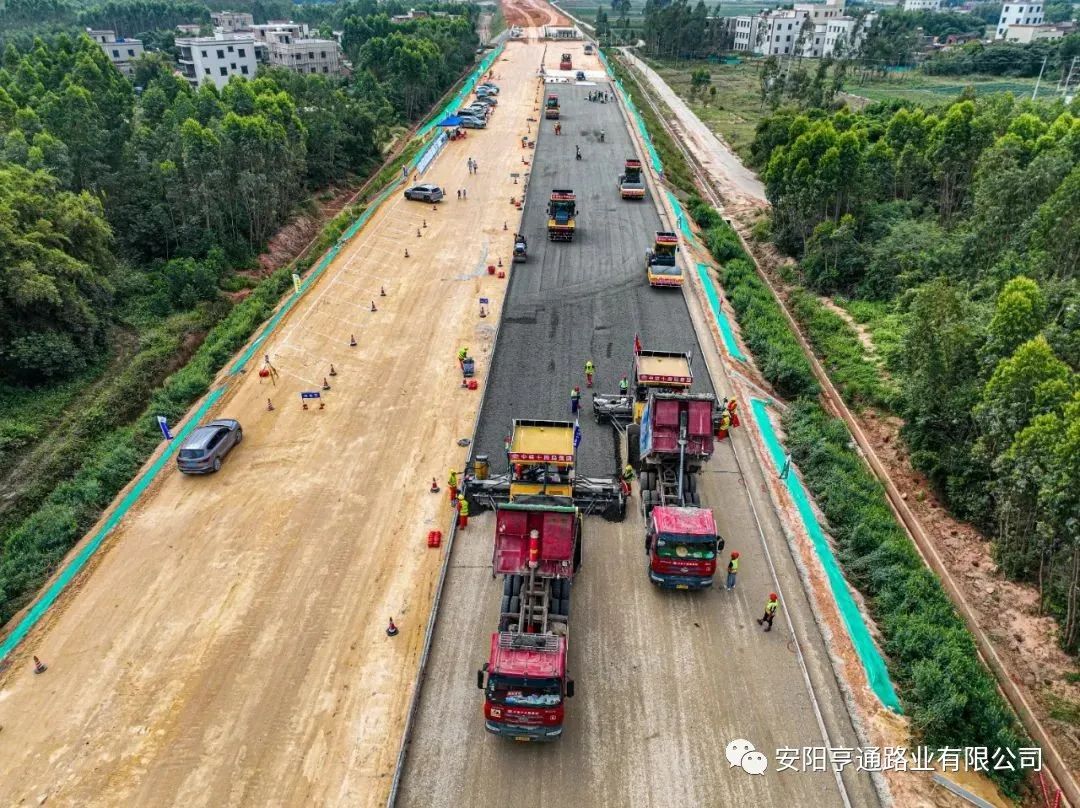 【省重 點(diǎn)項(xiàng)目】3D技術(shù)“打印”高速公路，南三島大橋項(xiàng)目進(jìn)入路面工程施工階段